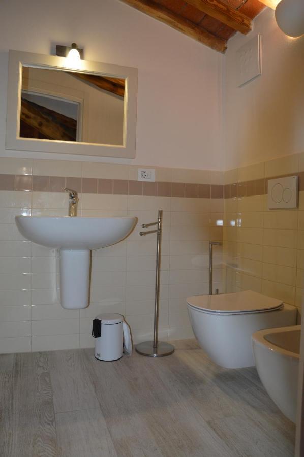 Le Bozze "Il Frantoio" Con Piscina, Wi-Fi, Posto Auto Apartment Castagneto Carducci Luaran gambar